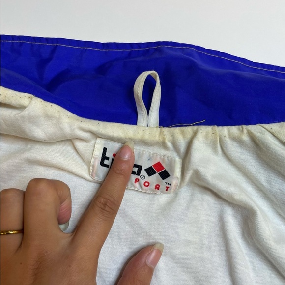 🧥 Vintage Tiga Sport Windbreaker Jacket – Mesta Ivolen 🧥 - Picture 14 of 16